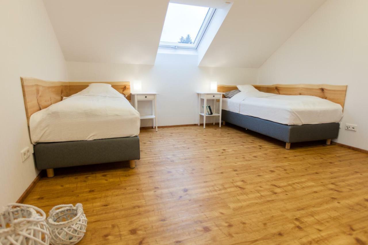 Dorf Alm Ferienwohnung Schwalmtal  エクステリア 写真
